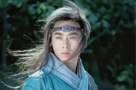 古装反派第一小生：当红之时拍戏受重伤，无奈转型神剧专业户图片