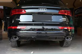 奥迪Q5L 星耀包围 后尾唇，后排遮阳帘，升降高音 爱了图片