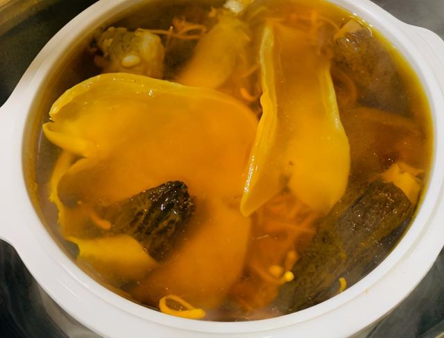 虫草花炖海参花胶 2026年虫草花海参花胶汤