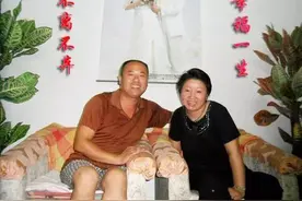山东小伙用情歌“唤醒”植物人妻子：女人最好的一生就是找对男人图片