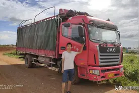 卡车司机跑运输月薪15000元，是真的吗？老司机告诉你真相图片
