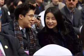 霍启刚一家人的晚餐照，让我们明白了：给娃最好的教养就是节俭图片