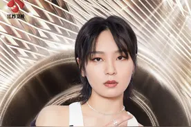 周笔畅、谭维维携手加盟江苏卫视2021跨年演唱会图片