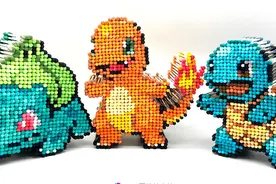 日本网友用棉花棒拼动漫角色模型，网友：切开一半能卖两份图片