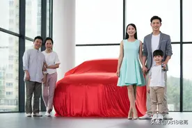 2021年独生子女家庭可以领取另外两个补助，解决独生家庭负担图片