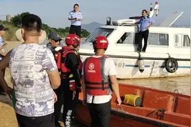 5名少年结伴到河里游泳，一人不慎进入深水区溺水身亡，为何家长监督不到位图片