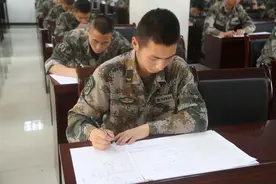 军考须知：体能、战术、队列、射击，这些课目怎么考？图片