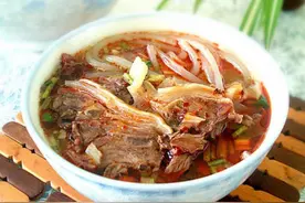 山西羊杂割大王，拆迁获300多万补助，仍坚持出摊想学需万元学费图片