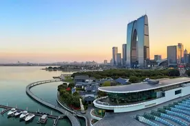 手机超广角和全景拍摄的根本差异是什么，实践中该怎样合理选择？图片