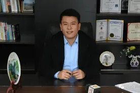 石楼县返乡青年刘艳红：从打工仔华丽转身为脱贫致富的“领头雁”图片