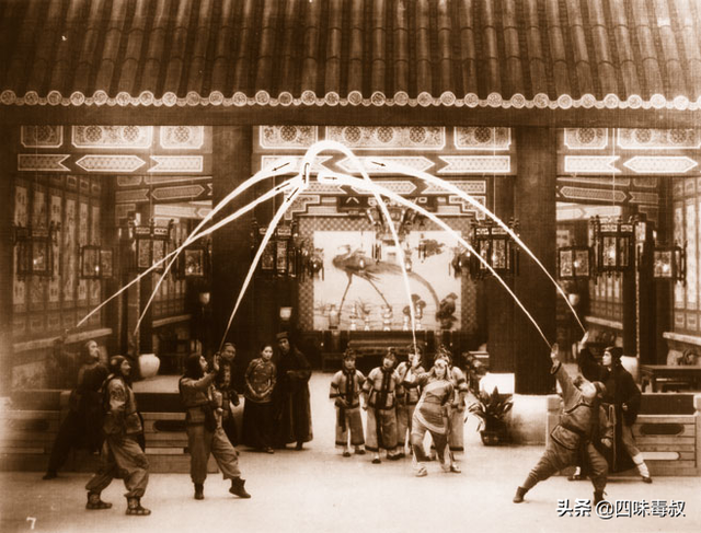 48部狄仁杰网络电影来袭，其实它们在90年前有个统一的名字