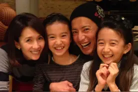 木村拓哉49岁生日，光希首次公开全家福，长女曝光爸爸大尺度视频图片