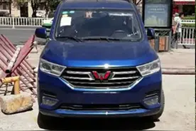 五菱宏光S新款和老款放一起，差距一目了然，时尚了不止一星半点图片