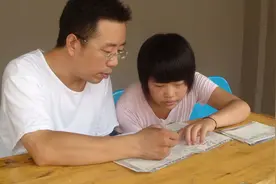 郑州家教老师感染新冠，近期为10名学生补课，涉及11所学校图片