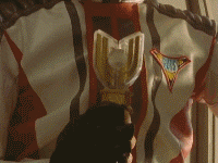 奥特曼因暴力倾向下架，拿什么来充实孩子的童年？