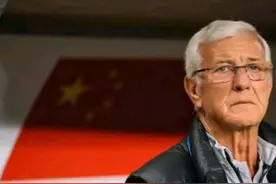 高洪波和里皮，为什么在输了比赛之后，马上在发布会上宣布辞职？图片