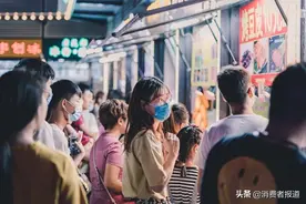 排队风潮的背后：打卡文化与网红经济图片