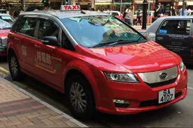 为什么香港街头上的车，一辆比一辆干净？看完你就懂了图片