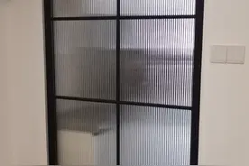 搬砖的告诉你装修里的坑——关于钢化玻璃图片