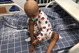 月薪3000元货车司机，举债百万救儿子，“我和妻子害了他”图片