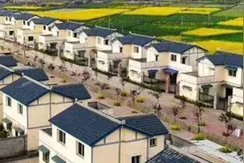 “合村并镇”引发热议，农民：合并后怎么去种地，不种地咋生存？图片