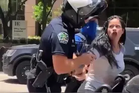 当街2次袭胸，查酒驾乱摸！美国警察对女性无礼，还说自己专业？图片