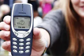 手机出现这3个“症状”，说明你已被黑客监听，尽快打开飞行模式图片