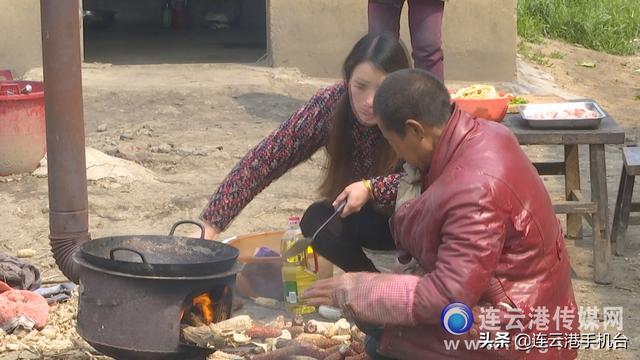照顾智残三兄弟 连云港灌云“抖音妹”善举获赞255万