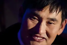 朱之文损失140万？曾爆火的朱之文大舞台疑似倒闭！真相是什么？图片