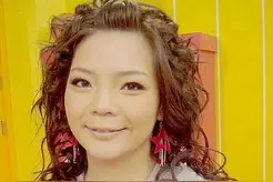 被前任抓着头撞墙，被渣男坑丢一套房，名为小甜甜，却吃了太多苦图片