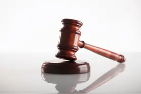 人生没有“后悔挂”！男子销售游戏“外挂”被公诉图片