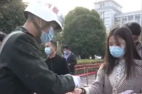 全军招考专业技能岗位文职人员考试7日开考图片