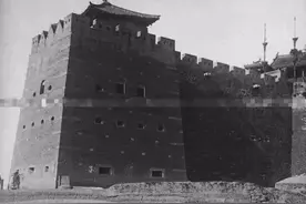 罗援将军谈：壮士一跃万世铭——《百面战旗红》之“潍县团”图片