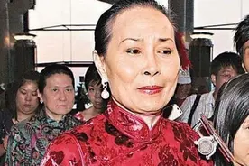 何鸿燊最爱的女人，不是二太蓝琼缨，而是原配黎婉华图片