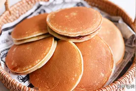 90后的童年回忆-铜锣烧，酥软甜蜜，让人越吃越爱图片