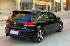 十万以内也能买到小钢炮，不信你瞧瞧这哥儿仨图片