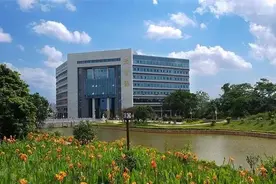 反向布局？广西玉林师范学院落户北京图片