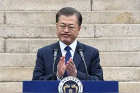 文在寅险象环生，四大财团下通牒后，真正韩国黑手浮出水面图片