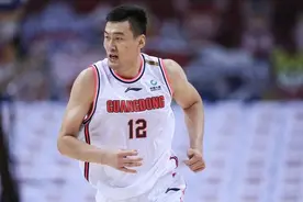 广东今夏内线大洗牌，三人或都离队，新疆内线成补强选择图片