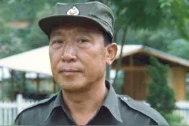 金三角曾经最大的大毒枭，两次被抓却不敢处决，手下有6个师军队图片