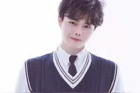 全网首个2500分大神诞生，公认露娜天花板，ID热度超过梦泪图片