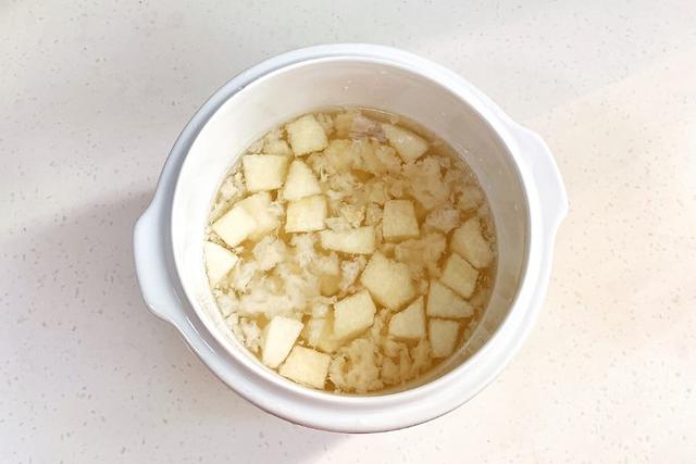 女人长期吃燕窝真的有用吗 2026年女人长期吃燕窝真的有用吗视频