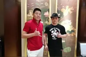 武僧一龙欲为李景亮报仇？强势叫板奇马耶夫：有种来武林风一战图片