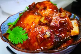 做鲅鱼，别只会加水炖，多加这2味，鱼肉鲜嫩不腥气，出锅特别香图片