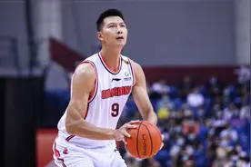 三选一！易建联，朱芳雨，杜锋谁才是名副其实的广东男篮第一人？图片