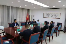 农业银行甘肃省分行党委委员、副行长赵旭红一行在酒泉调研工作图片