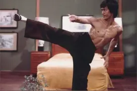 ​泰森：不是不尊重李小龙，如果没有擂台拳击规则，我能把他打死图片