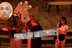 48岁徐峥深夜不回家！约长腿美女在会所嗨玩，凌晨三点才尽兴图片