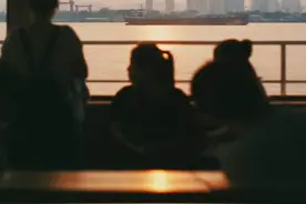 1块钱，10分钟，坐百年轮渡从下关到浦口！图片