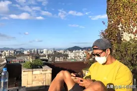 金钟国被外国网红质疑使用禁药增肌：他年纪那么大，肯定用药了图片